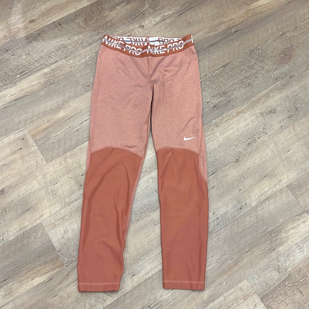 Peach leggings